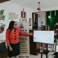 Taller “Finanzas para Emprendedores” reúne a destacados negocios locales bajo la dirección de Yajaira Suárez