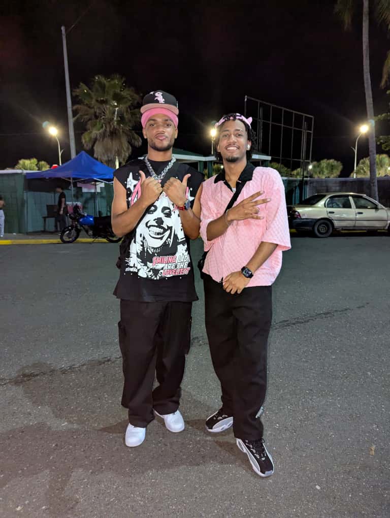 Santo Domingo se viste de rosado y brillo para recibir a Omar Courtz