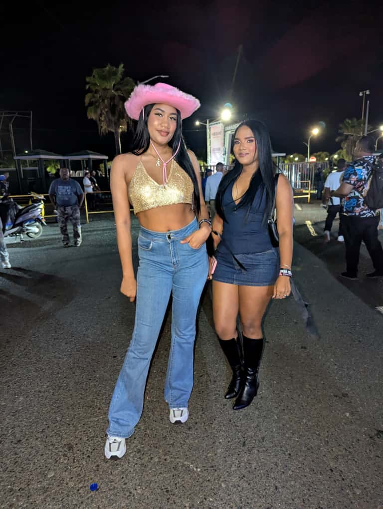 Santo Domingo se viste de rosado y brillo para recibir a Omar Courtz