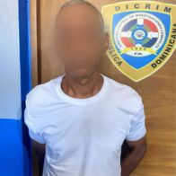 Policía arresta hombre de 54 años por presunto abuso sexual a menor de 14 años en Santiago