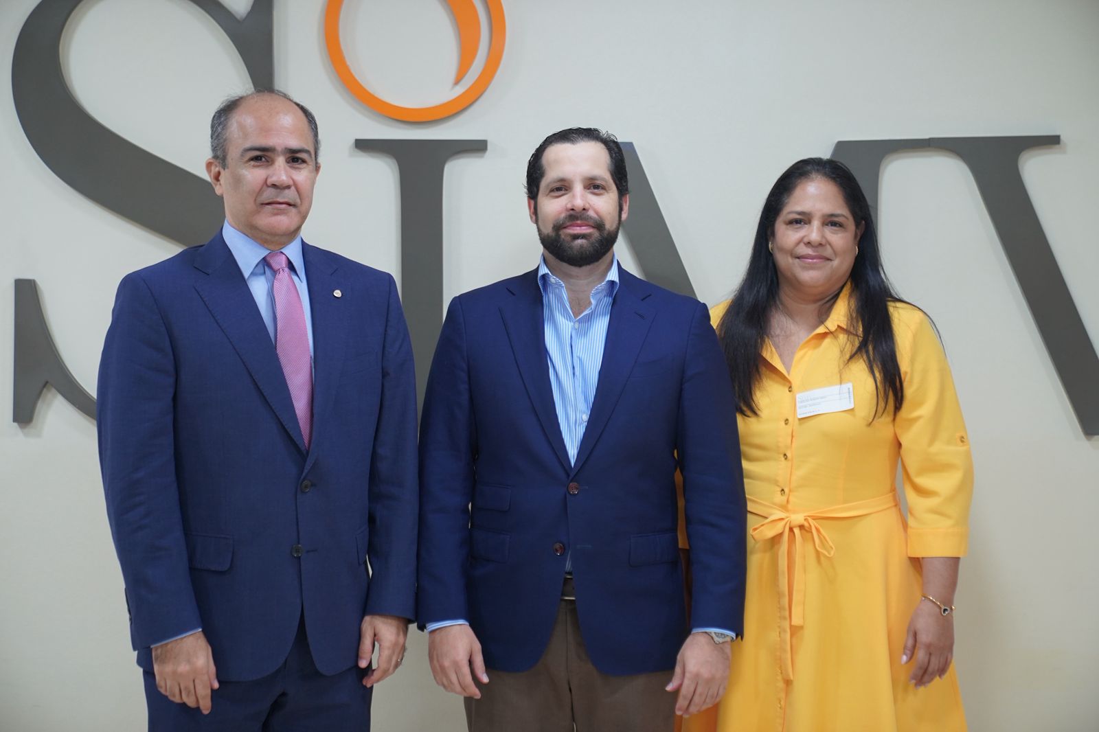 Final del Concurso sobre el Mercado de Capitales de la SIMV concluye con empate y reconocimiento conjunto