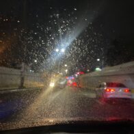 Este viernes inicia bajo aguaceros desde la madrugada en gran parte del país