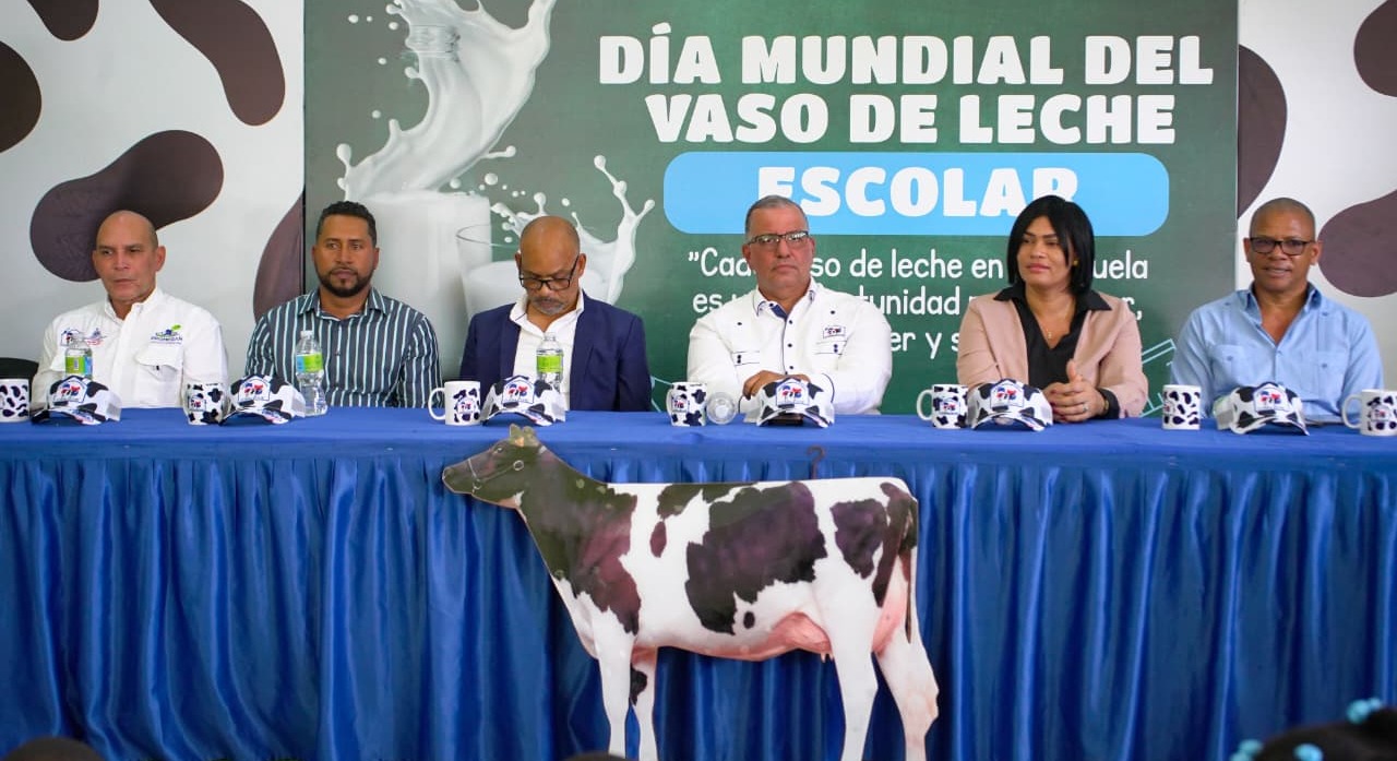 CONALECHE celebra en San Juan el Día Mundial del Vaso de Leche Escolar con actividades educativas para 180 estudiantes
