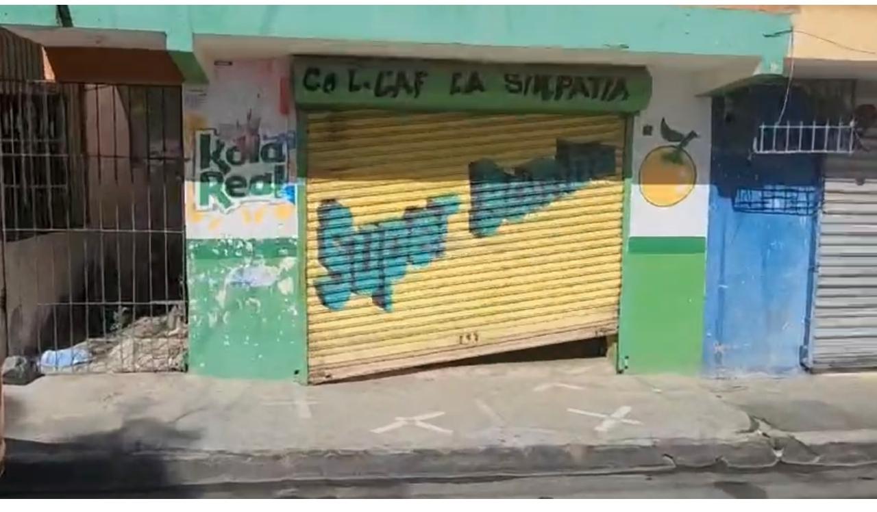 Comerciantes alarmados por robos y asaltos a dos colmados en Santiago Oeste