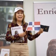 Lidia Martínez de Macarrulla exalta legado de Enriquillo durante presentación de libro en Azua