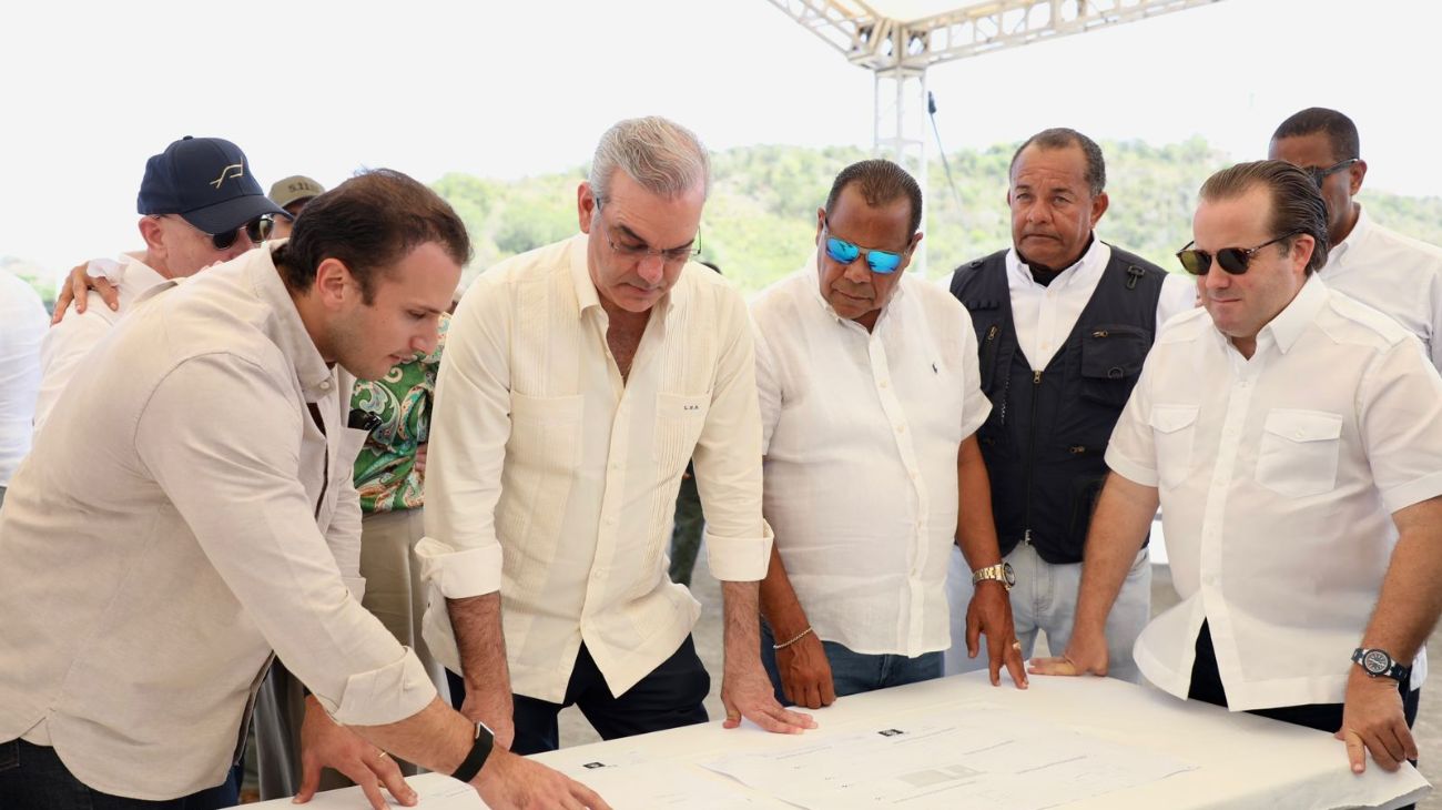 Gobierno reconstruye calles en el casco urbano de San Felipe, Puerto Plata