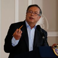 EE. UU. retira visa a Gustavo Petro por llamado a soldados a “desobedecer órdenes”