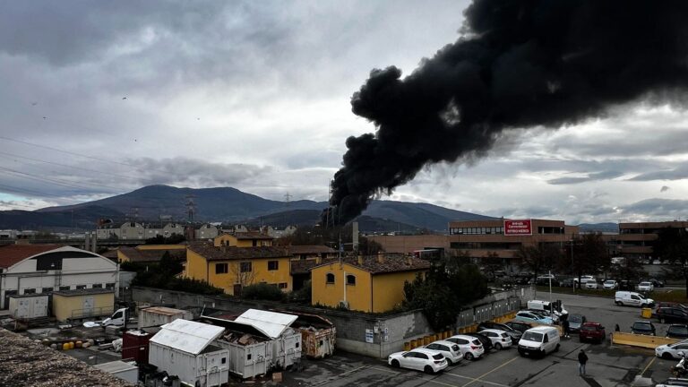 Tres muertos en una explosión en una empresa de tratamiento de residuos en Italia