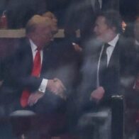 Trump honra a Charlie Kirk calificándolo como uno de "los más grandes patriotas" de EE.UU.