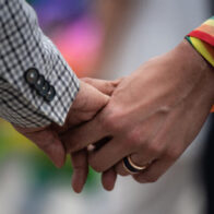 Hong Kong rechaza propuesta que habría dado reconocimiento limitado a uniones homosexuales