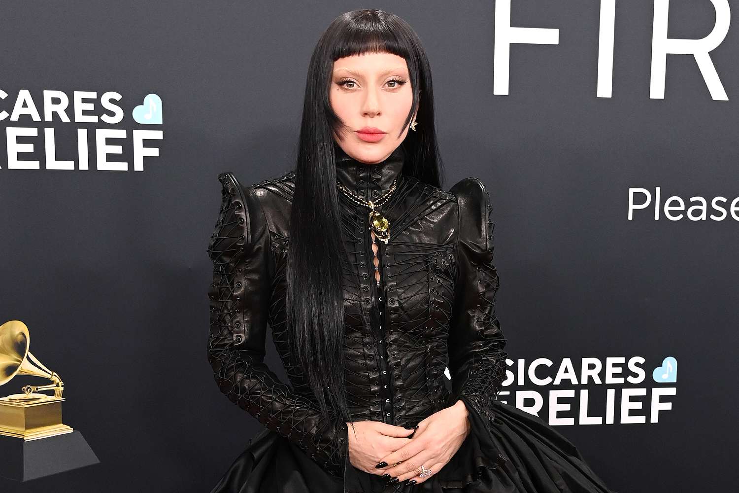 Lady Gaga estrena video de 'The Dead Dance', filmado en México y dirigido por Tim Burton