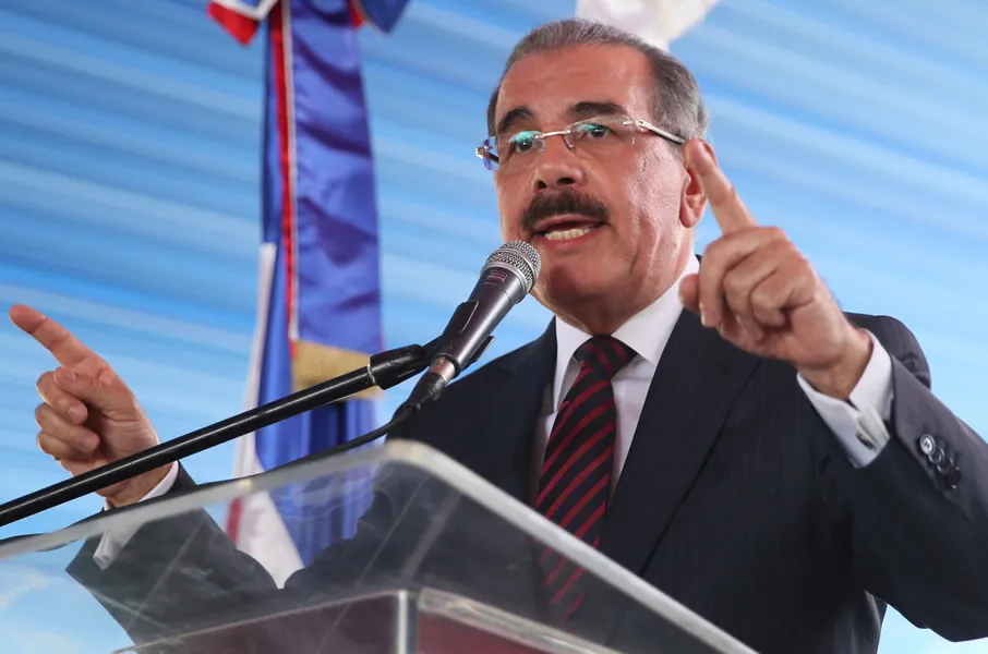 “Yo no fui al gobierno a hacer negocios”: Danilo Medina se defiende tras acuerdo de Montilla
