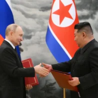 Putin se reúne con Kim Jong-un, pero el Kremlin niega una conspiración contra Trump