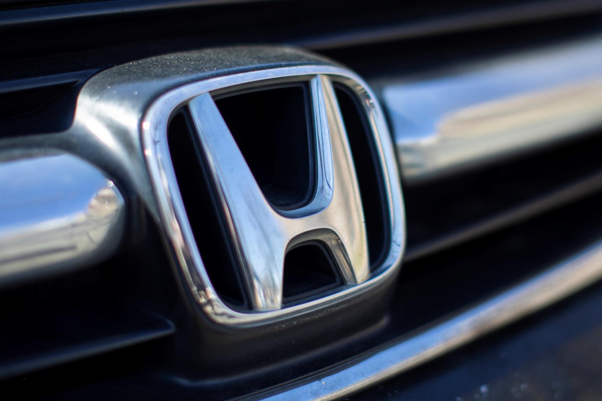 México alerta y llama a revisión por fallo en 1.375 vehículos Honda y Acura
