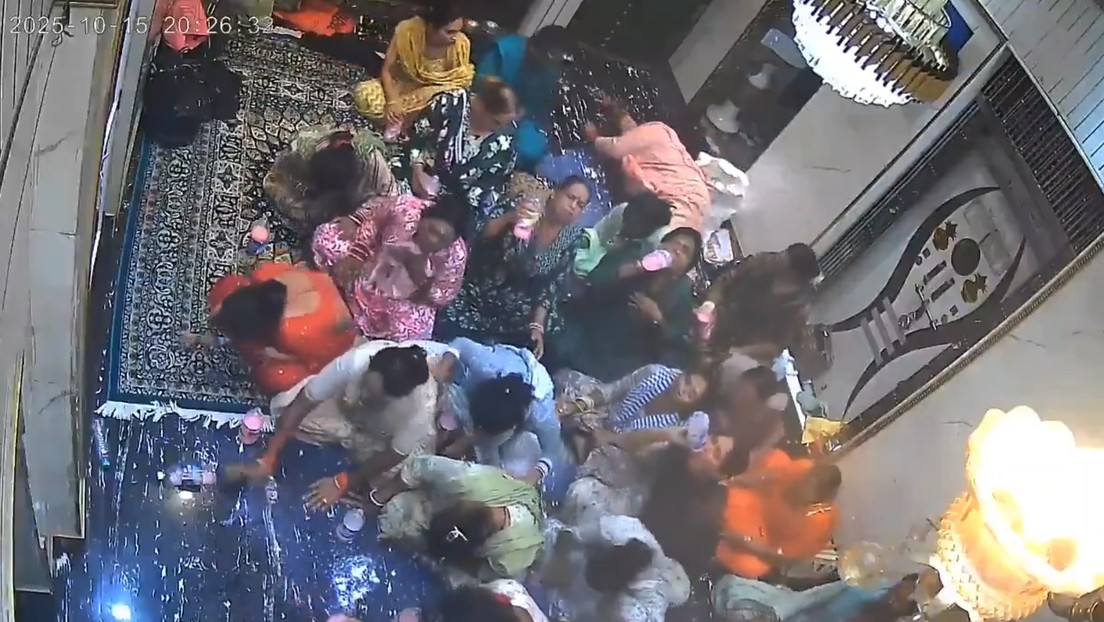 Más de 20 personas transgénero intentan suicidarse juntas ingiriendo limpiador de pisos en la India