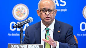 Secretario de la OEA tilda de "acto de terrorismo" la explosión de carro bomba en Ecuador