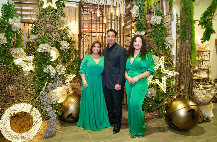 Por tercer año consecutivo EK Home Design ilumina la Navidad