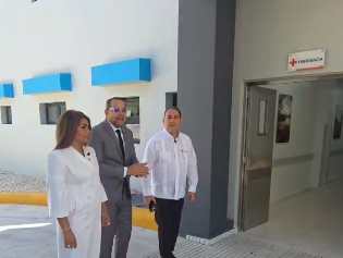 SNS entrega área de Emergencia renovada en el hospital Dr. Arístides Fiallo Cabral en La Romana