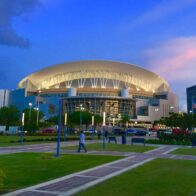 Tiroteo en el Coliseo de Puerto Rico rompe cristales, sin víctimas reportadas