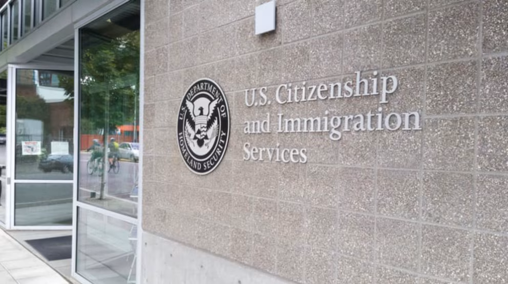 Entra en vigor el nuevo examen de ciudadanía en Estados Unidos