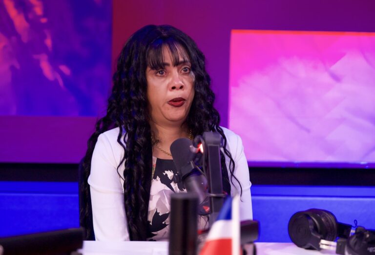 Mujer denuncia fue objeto de robo millonario, drogada y abusada por "brujos haitianos"