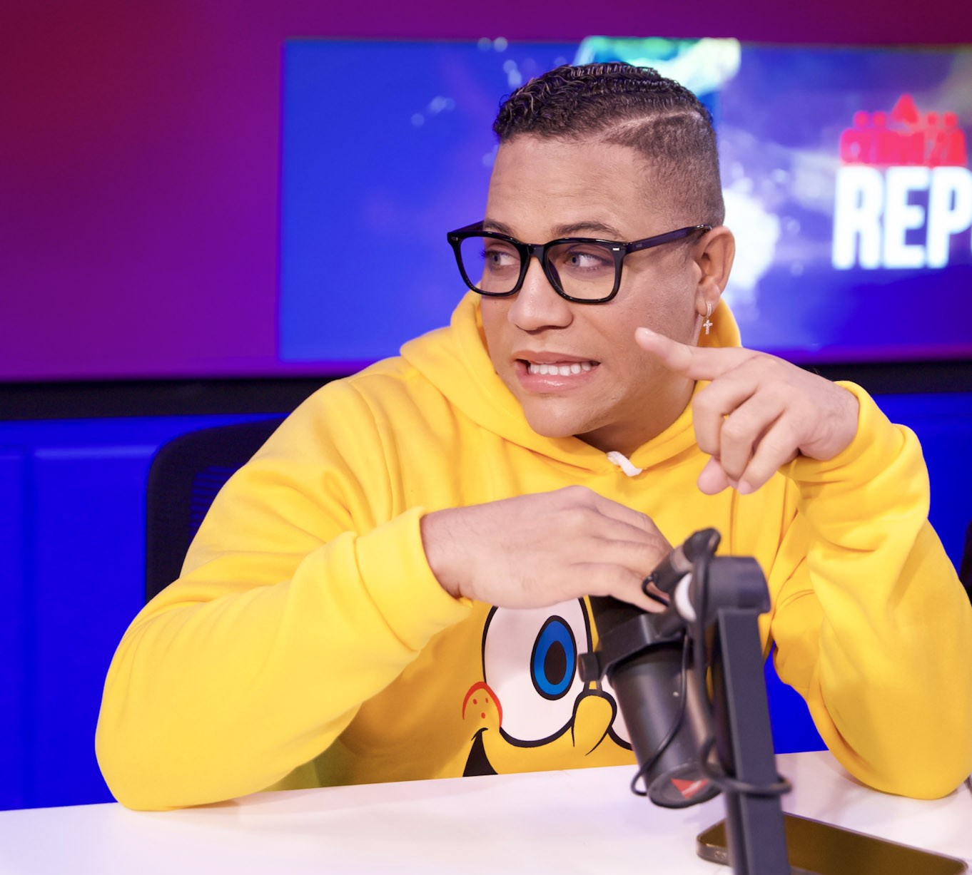 José Ángel Morván critica falta de apoyo de artistas dominicanos a sus colegas en “La Casa de Alofoke 2”