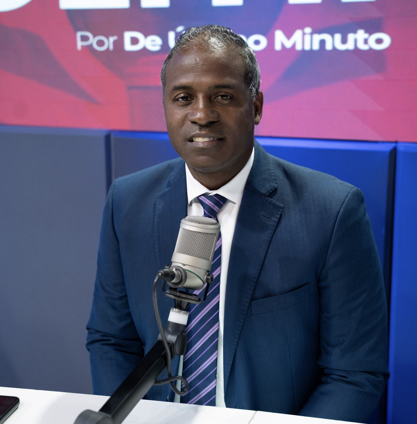 Secretario de Salud del PLD denuncia que medicamentos de alto costo se vencen mientras pacientes mueren en lista de espera
