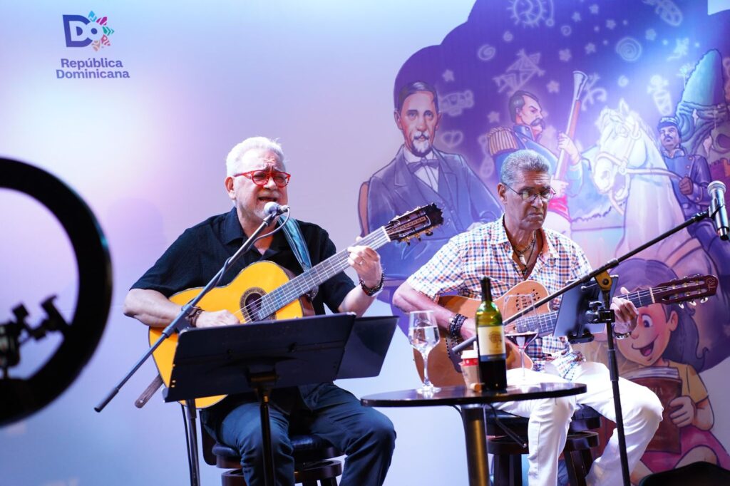 Oasis Lúdico anima las noches de la Feria del Libro con atractiva programación