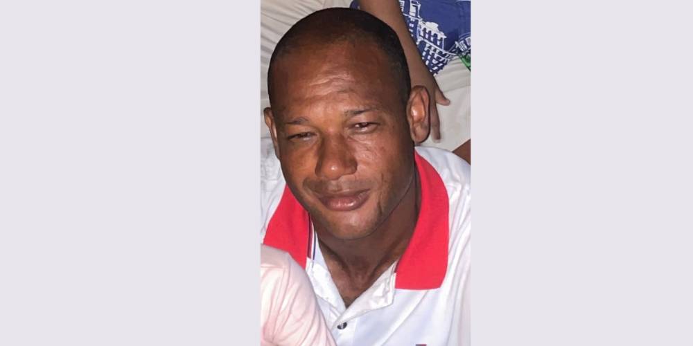 Padre denuncia desaparición de su hijo en El Almirante, SDE