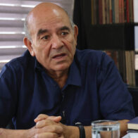 El abogado palestino Raji Sourani cree "ingenuo" pensar que se ha logrado la paz en Gaza