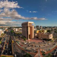Foto de la Torre Popular, sede del Banco Popular Dominicano.