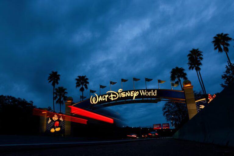 Mujer fue hallada muerta en un hotel de Disney World: autoridades confirman que fue un suicidio