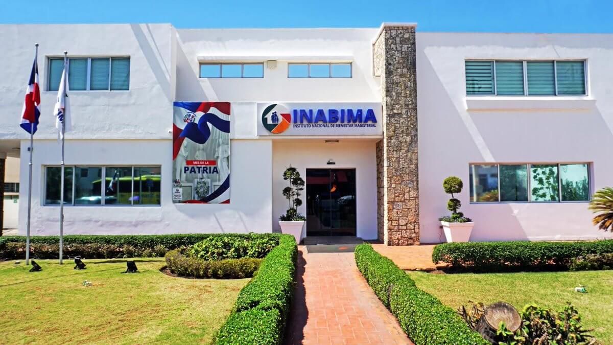 26,000 pensionados y jubilados han recibido aumento en el último año, informa INABIMA