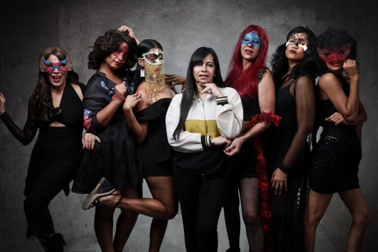 Marina Frías presenta “Las Ninfómanas”, un show interactivode humor, música y confesiones