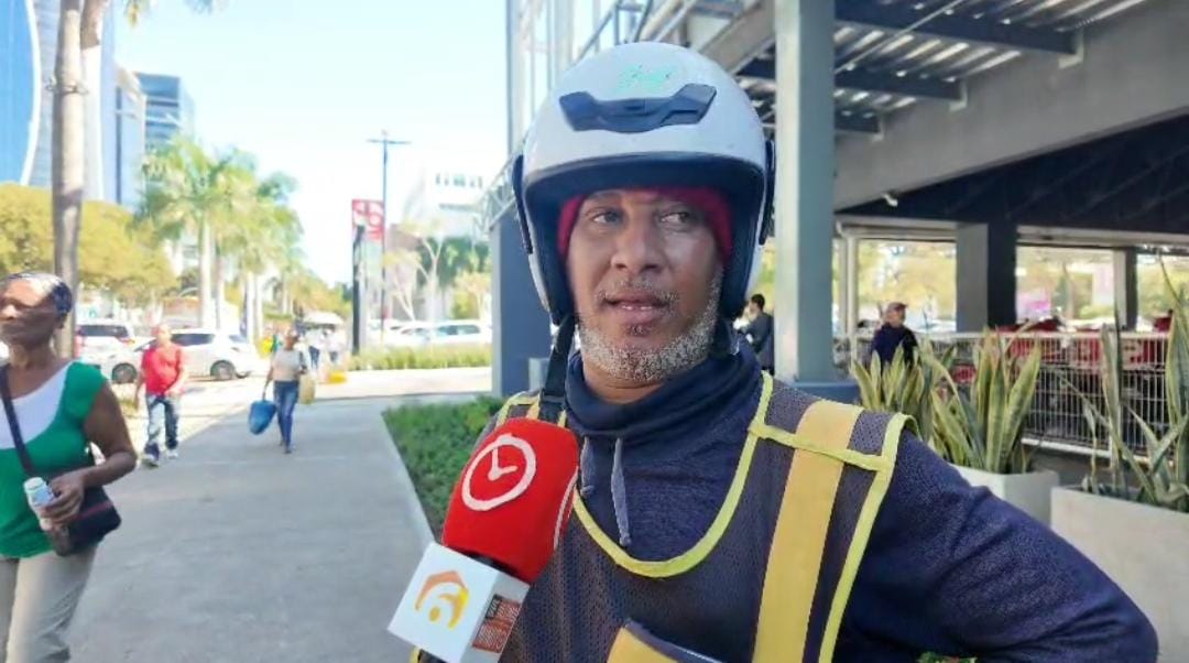 Dominicanos piden más acciones contra la violencia en el Día Internacional de la No Violencia