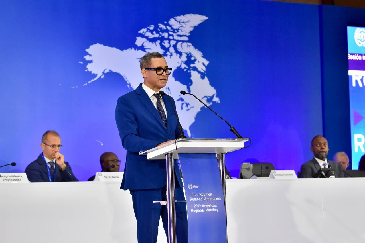 Eddy Olivares, ministro de Trabajo.