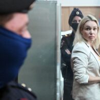 Rusia declara agente extranjero a periodista que protestó contra la guerra en un noticiero