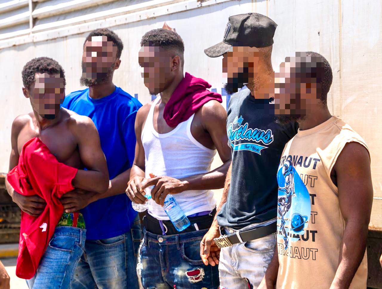 Más de 1,700 detenidos y 1,400 repatriados en operaciones para controlar presencia irregular de inmigrantes.