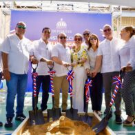 Autoridades dan inicio a la construcción del Club Miramar