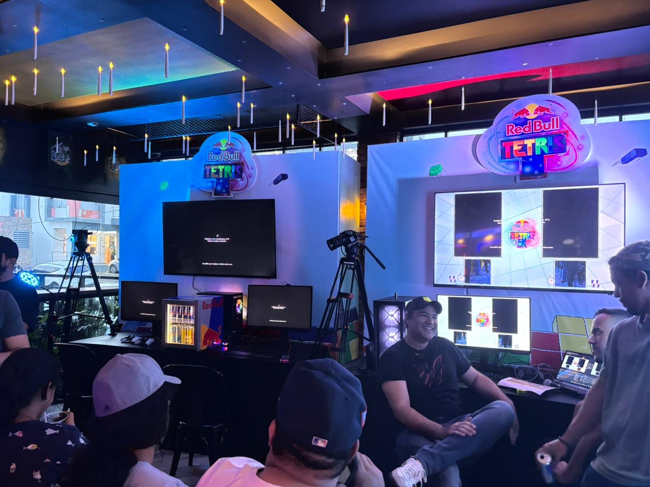 Competidores llegan seguros de su estrategia para llevarse la corona de Red Bull Tetris