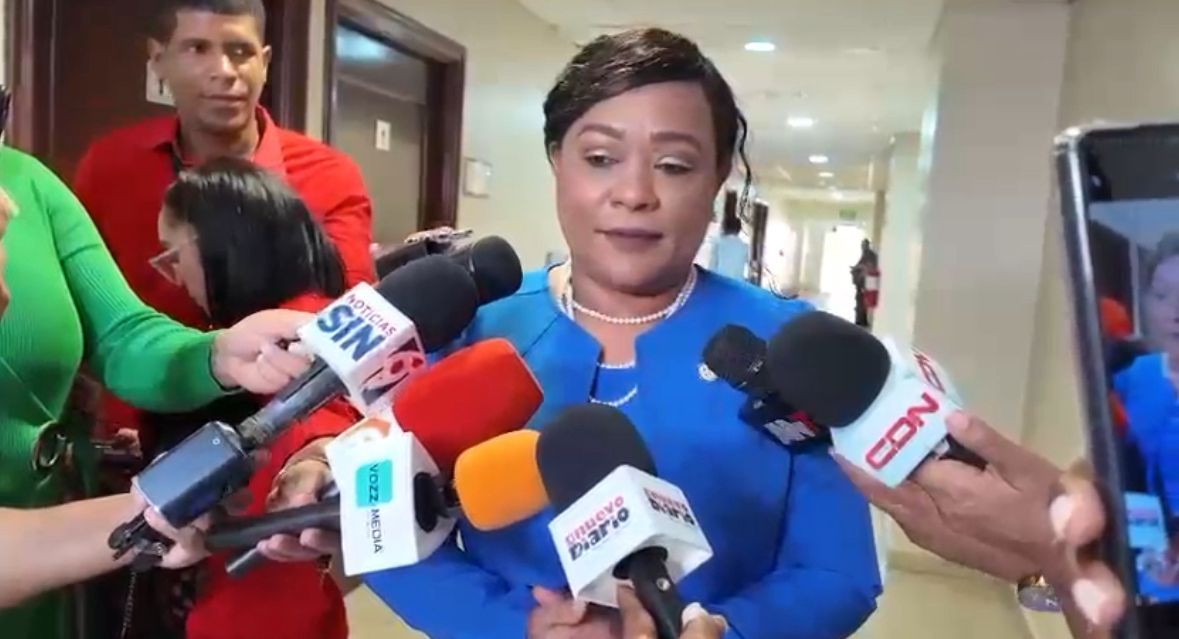 Senadora Villanueva valora aportes de sectores de la comunicación al proyecto sobre Libertad de Expresión