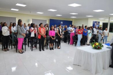 Reconocen a maestros de la Regional 03 de Azua por lograr alfabetización oportuna