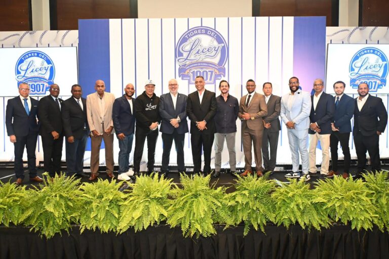 Mike Deportes se une al equipo de transmisión de los Tigres del Licey