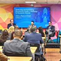 Ministro Magín Díaz en panel sobre grado de inversión.