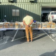 Intervienen 572 libras de marihuana en Baní ocultas en parte trasera de camión