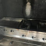 Incendio afecta establecimiento de comida rápida en la Plaza Alcántara de Don Juan