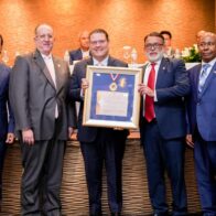 Federación Dominicana de Comerciantes reconoce a Yayo Sanz Lovatón como “Servidor Público 2025”