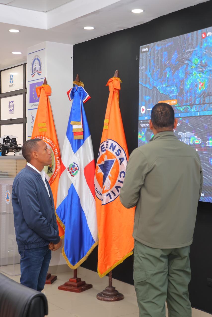 Regidor Wilkin Martínez supervisa planes de emergencia ante el paso de la tormenta tropical Melissa