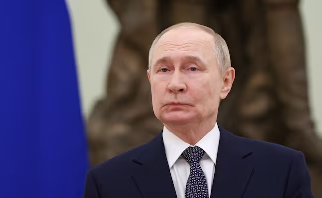 Putin dirige ejercicios nucleares tras el aplazamiento de la cumbre con Trump