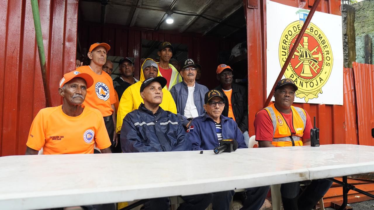 Alcalde de Pantoja encabeza evaluación de daños por tormenta Melissa